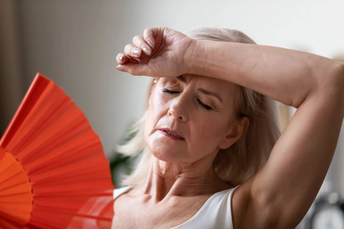 Sangramento Irregular e Dor na Perimenopausa: O Que Você Precisa Saber
